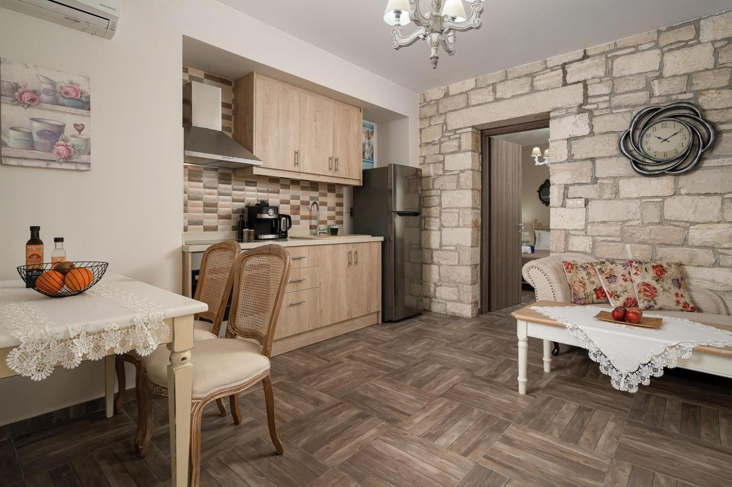 Orelia Cretan Deluxe Apartments Kamilari Exterior foto